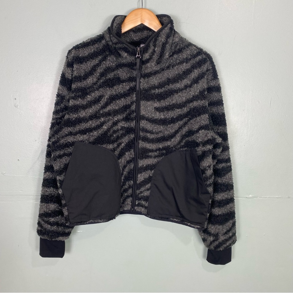 Varley Napoli Gray Black Zebra Full Zip Sherpa Teddy Jacket Sz L‎